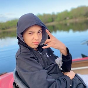 Meet your Posher, Jeremiah